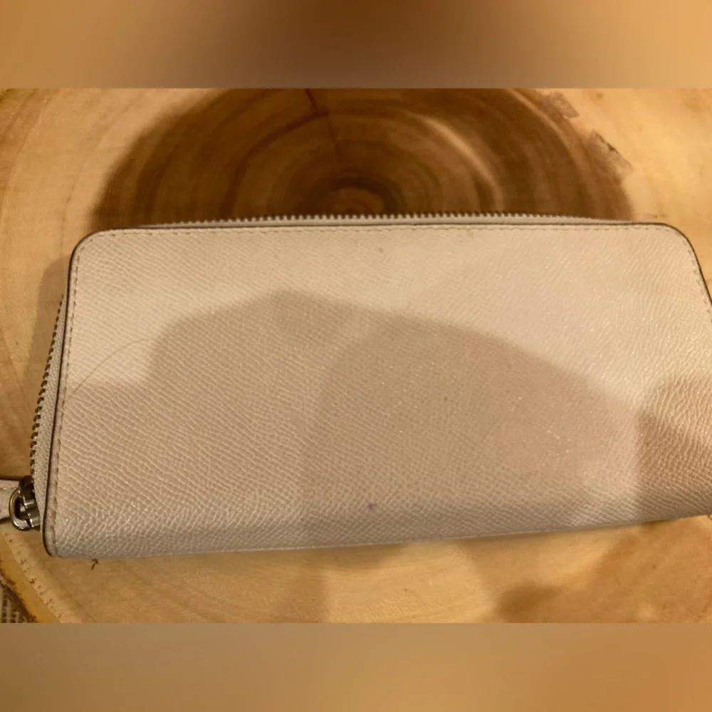 Coach Colorblock‎ Multifunction Wallet, Chalk/mint Green Retail $275